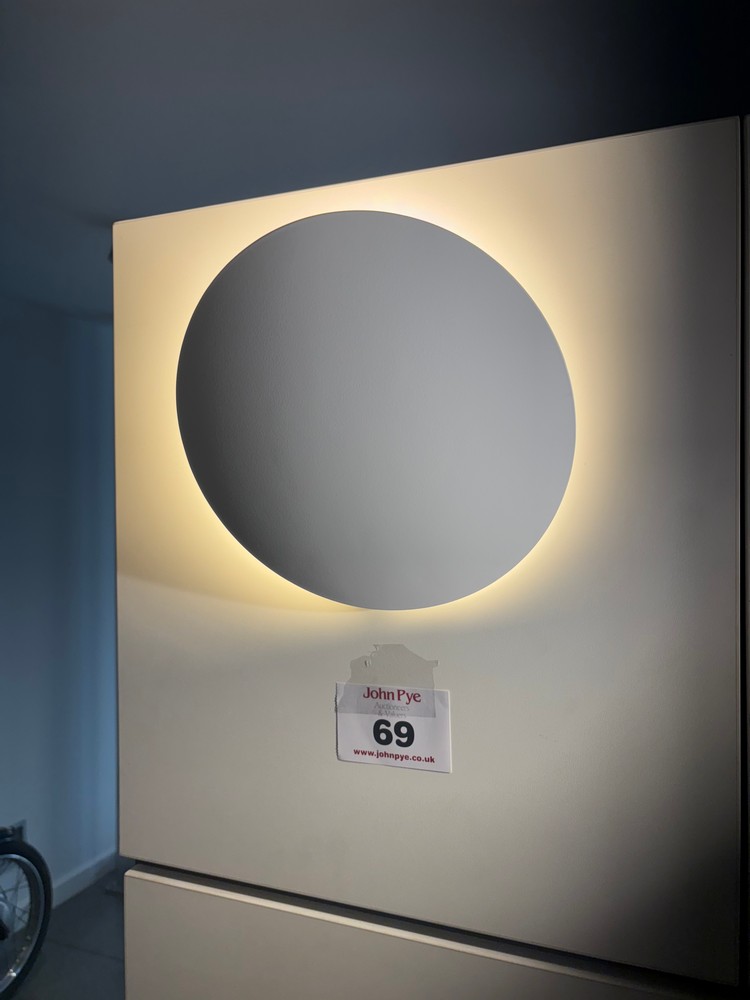 Lot 69  
            Offsite, Nottingham - Collection Only 

                
LODES Puzzle Round LED Wall Light with Adjustable Diffuser, White Finish