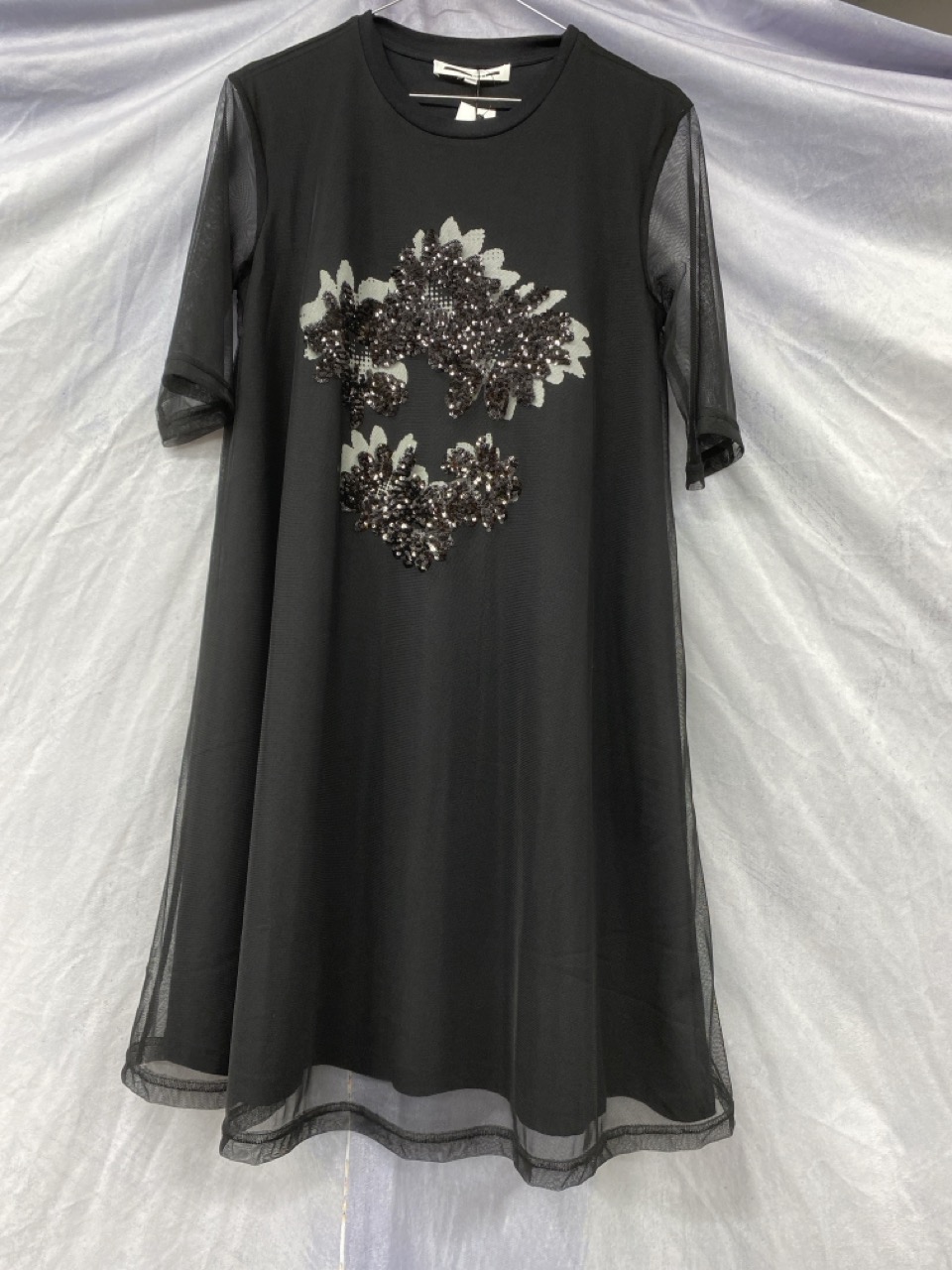 Lot 130  
            Edinburgh SR20 - Delivery Only 

                
ALEXANDER MCQUEEN JERSEY & MESH DRESS WITH APPLIQUÉ DETAIL IN BLACK POLYESTER SIZ...