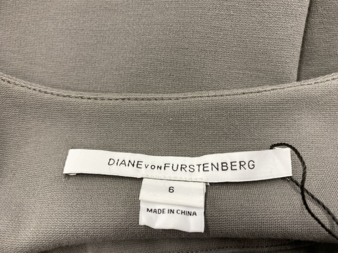 Lot 131  
            Edinburgh SR20 - Delivery Only 

                
DIANE VON FURSTENBERG COLORBLOCK SLEEVELESS DRESS IN MULTICOLOR VISCOSE SIZE 6: L...