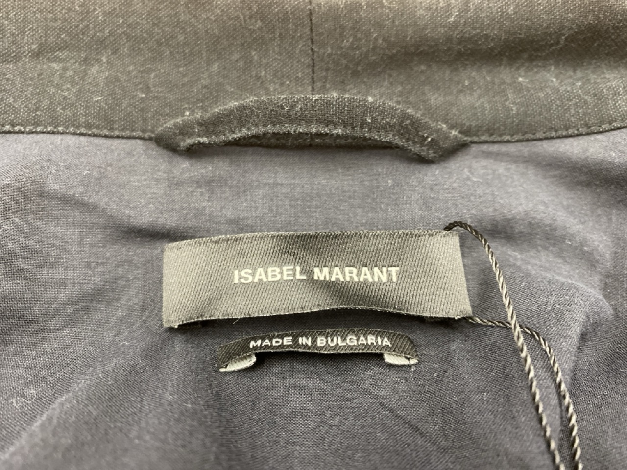 Lot 142  
            Edinburgh SR20 - Delivery Only 

                
ISABEL MARANT SHIRT IN BLACK CUPRO SIZE 40: LOCATION - RAIL 2