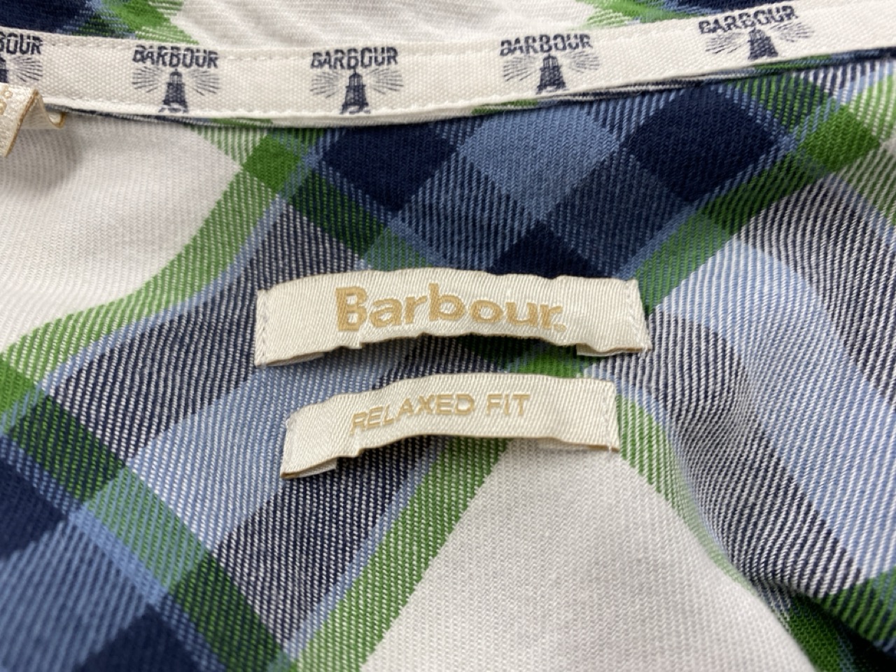 Lot 154  
            Edinburgh SR20 - Delivery Only 

                
BARBOUR CHECKED BUTTON-UP SHIRT IN MULTICOLOR COTTON SIZE UK 10: LOCATION - RAIL 2