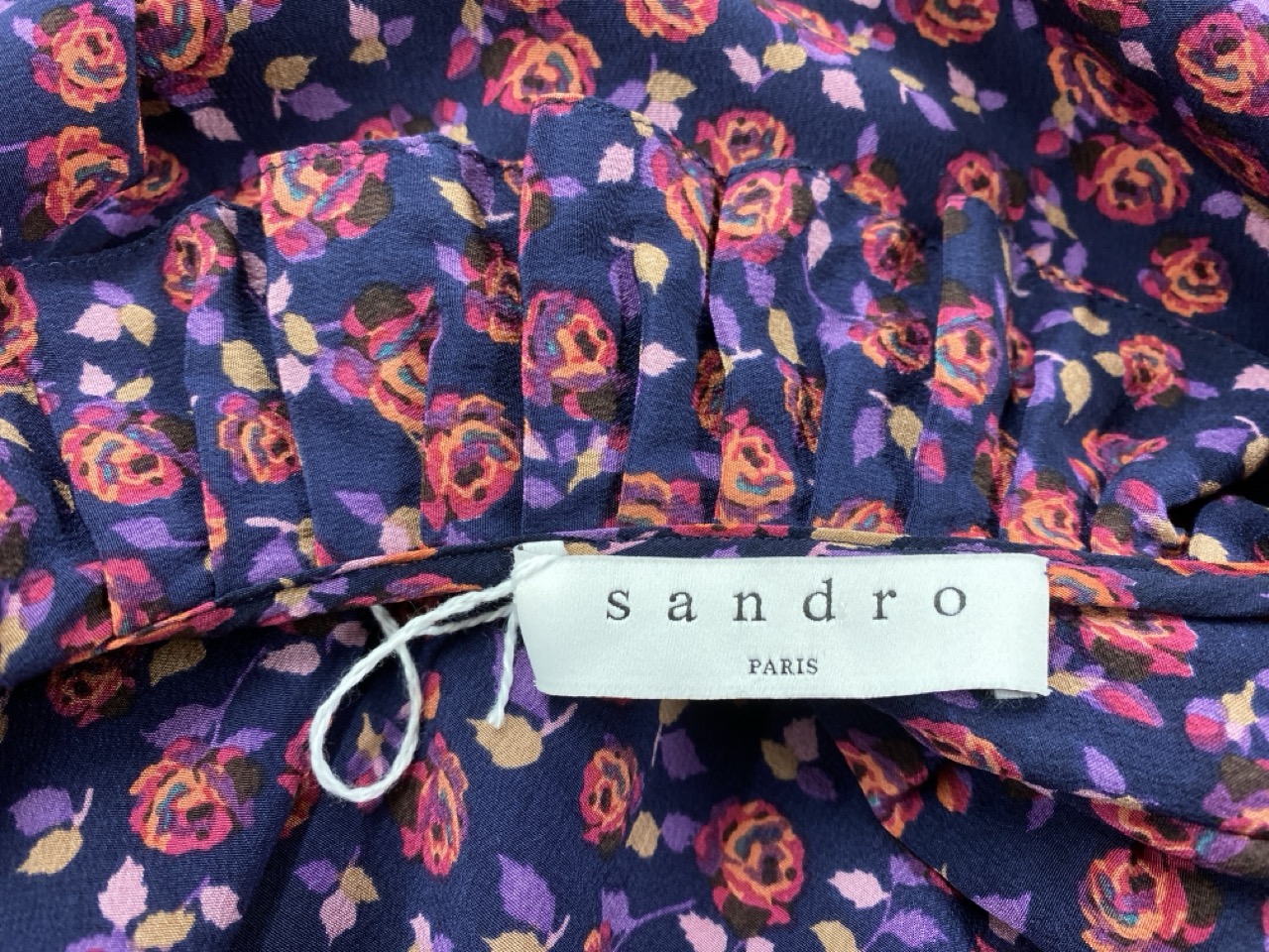 Lot 171  
            Edinburgh SR20 - Delivery Only 

                
SANDRO RUFFLE FLORAL PRINT SILK DRESS IN MULTICOLOR SILK NO SIZE : LOCATION - RAIL 2