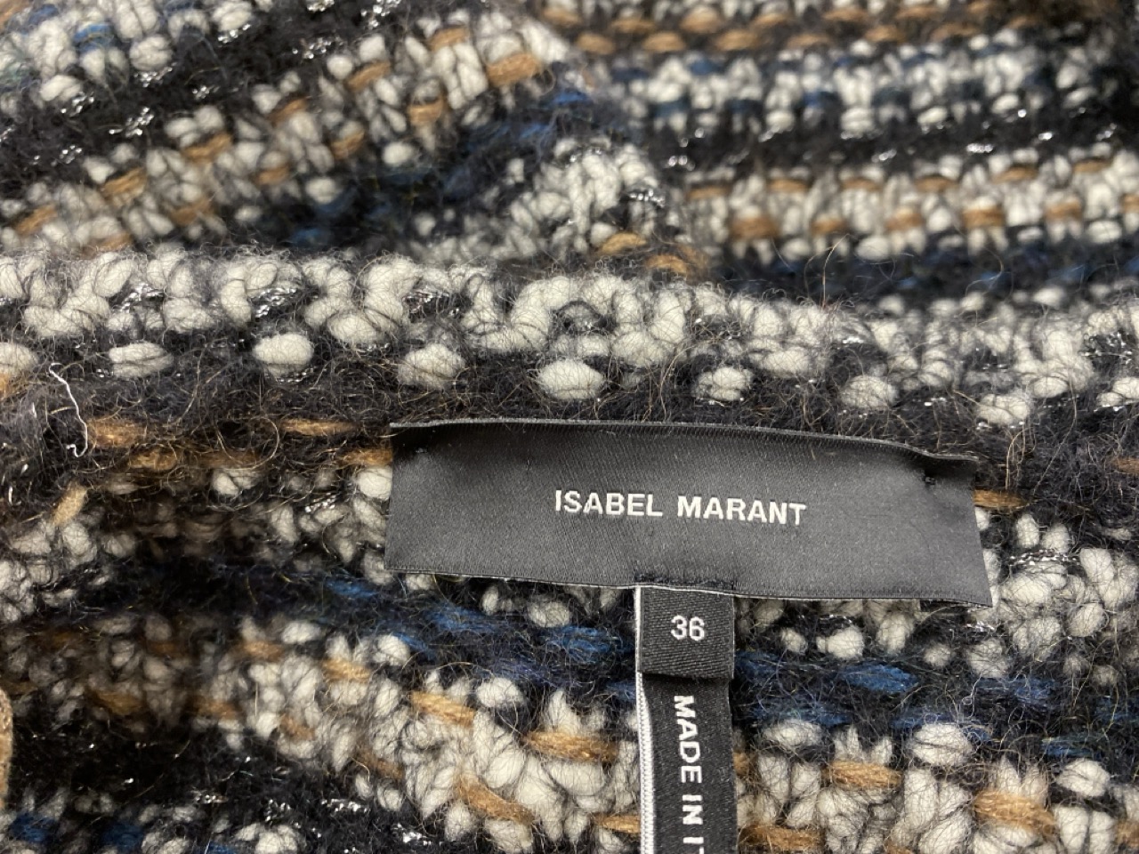 Lot 172  
            Edinburgh SR20 - Delivery Only 

                
ISABEL MARANT STRIPED PLUNGE NECKLINE SWEATER IN MULTICOLOR WOOL SIZE 36: LOCATIO...