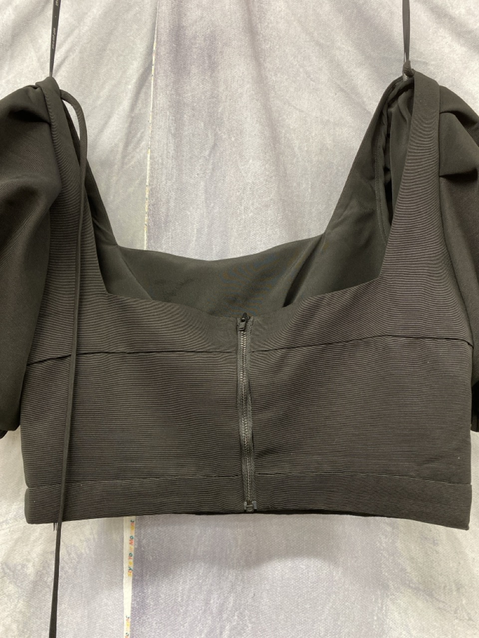 Lot 173  
            Edinburgh SR20 - Delivery Only 

                
SELF PORTRAIT OTTOMAN CROCHET-TRIMMED FAILLE TOP IN BLACK POLYESTER NO SIZE : LOC...