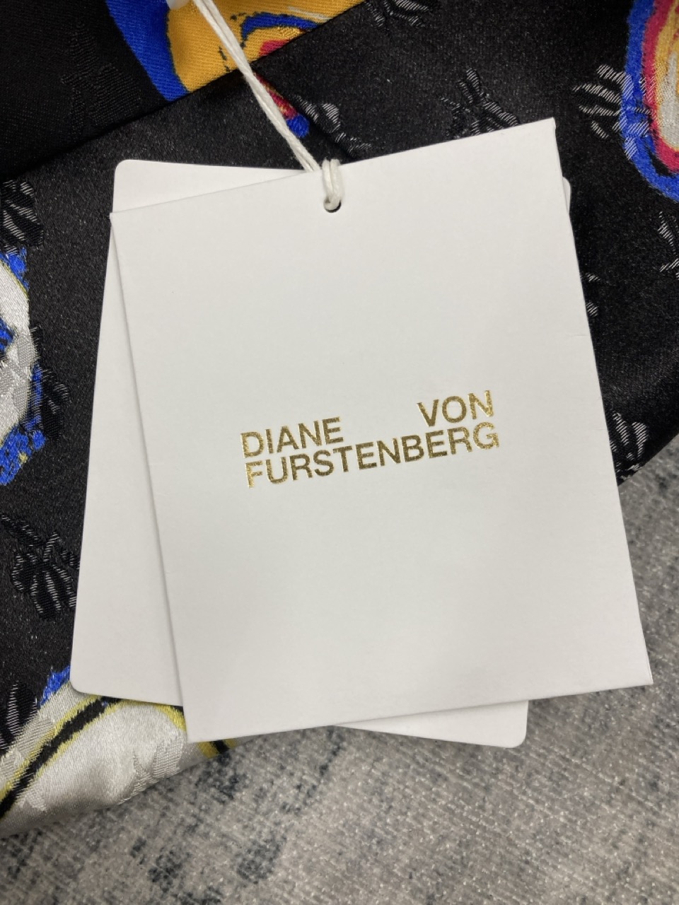 Lot 192  
            Edinburgh SR20 - Delivery Only 

                
DIANE VON FURSTENBERG PRINTED SHIRT DRESS IN BLACK POLYESTER SIZE XS: LOCATION - ...