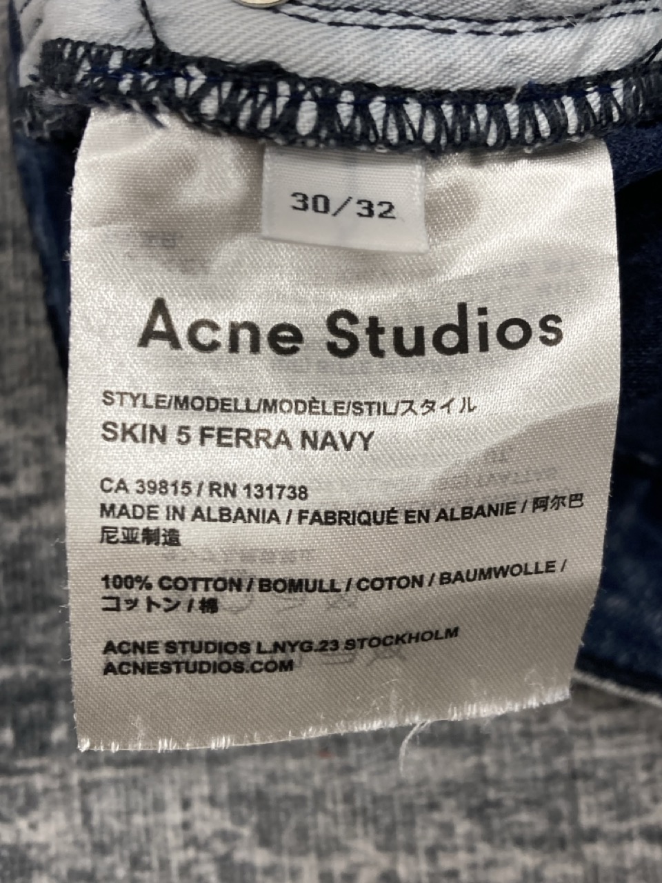 Lot 194  
            Edinburgh SR20 - Delivery Only 

                
ACNE STUDIOS SKIN 5 SKINNY JEANS IN NAVY BLUE COTTON DENIM SIZE 30/32: LOCATION -...