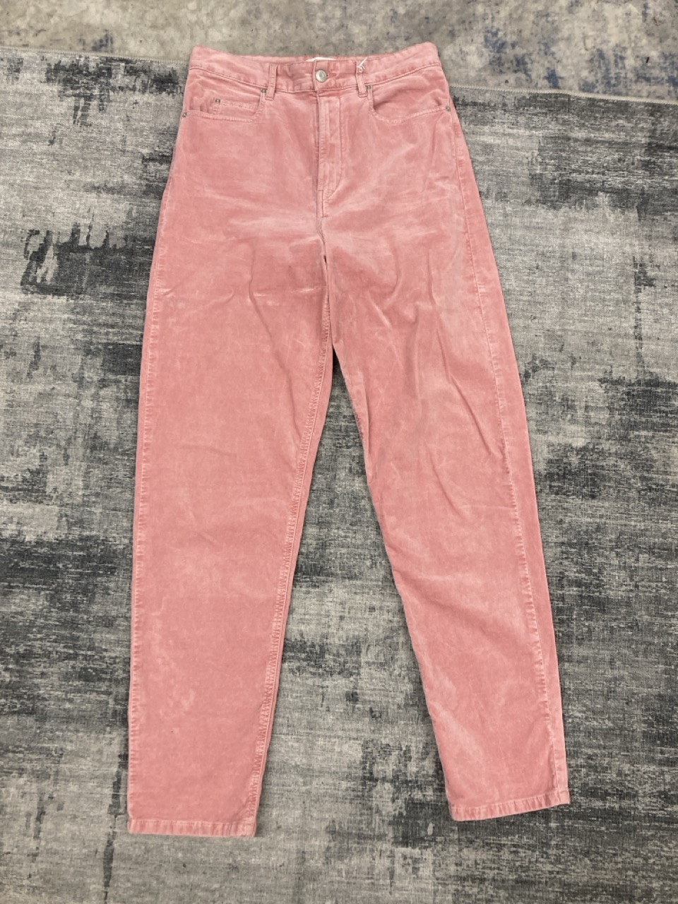 Lot 296  
            Edinburgh SR20 - Delivery Only 

                
ISABEL MARANT REGULAR FIT JEANS IN PINK COTTON DENIM SIZE 36: LOCATION - RAIL 1