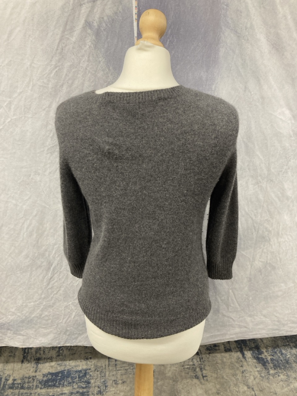 Lot 301  
            Edinburgh SR20 - Delivery Only 

                
DIANE VON FURSTENBERG FLORAL INTARSIA SWEATER IN GREY CASHMERE SIZE S: LOCATION -...