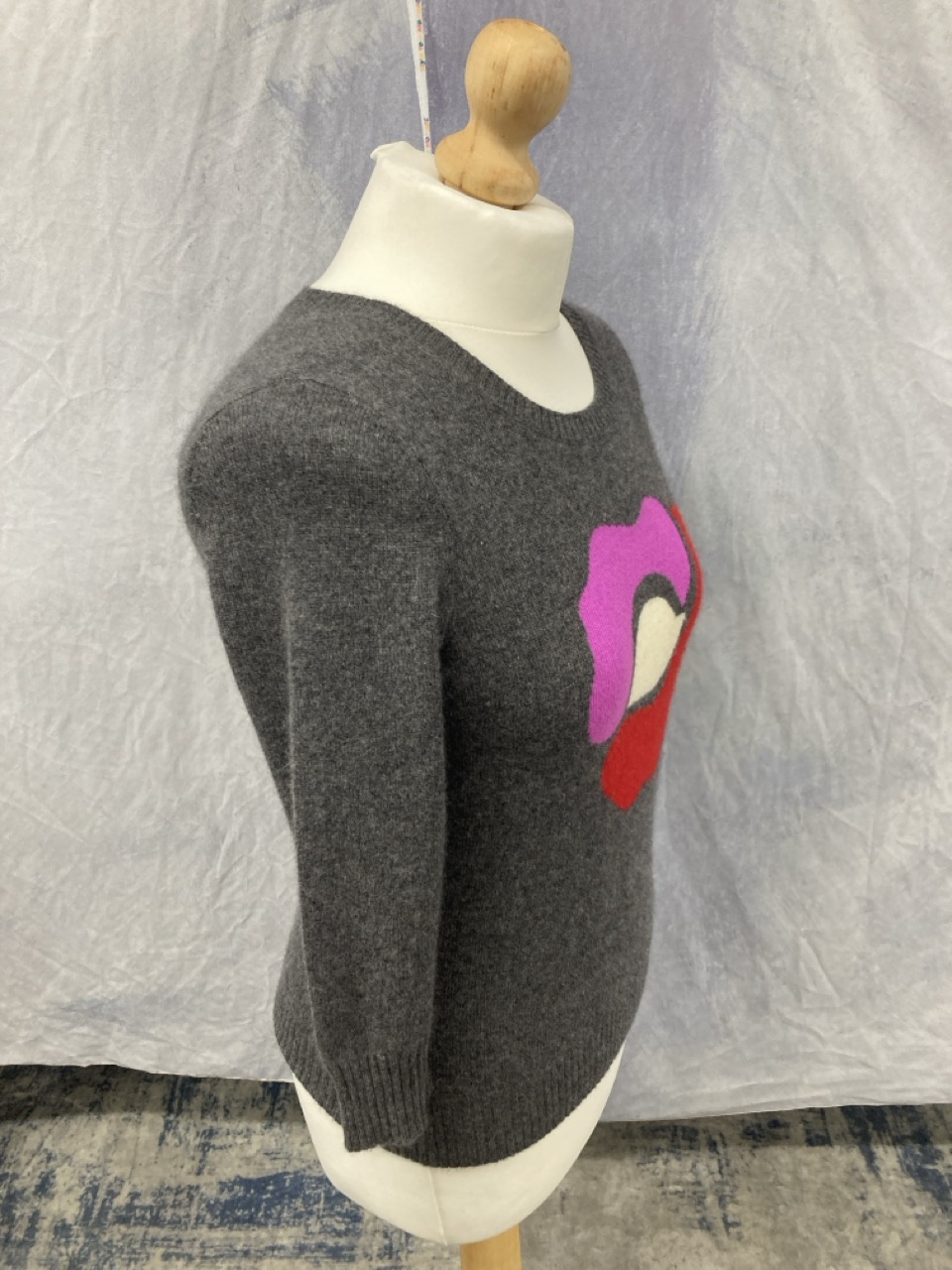 Lot 301  
            Edinburgh SR20 - Delivery Only 

                
DIANE VON FURSTENBERG FLORAL INTARSIA SWEATER IN GREY CASHMERE SIZE S: LOCATION -...