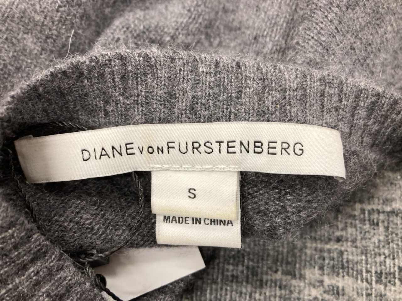 Lot 301  
            Edinburgh SR20 - Delivery Only 

                
DIANE VON FURSTENBERG FLORAL INTARSIA SWEATER IN GREY CASHMERE SIZE S: LOCATION -...