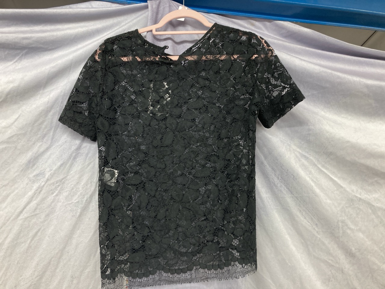 Lot 310  
            Edinburgh SR20 - Delivery Only 

                
SANDRO LACE TOP IN BLACK COTTON SIZE 1: LOCATION - RAIL 1