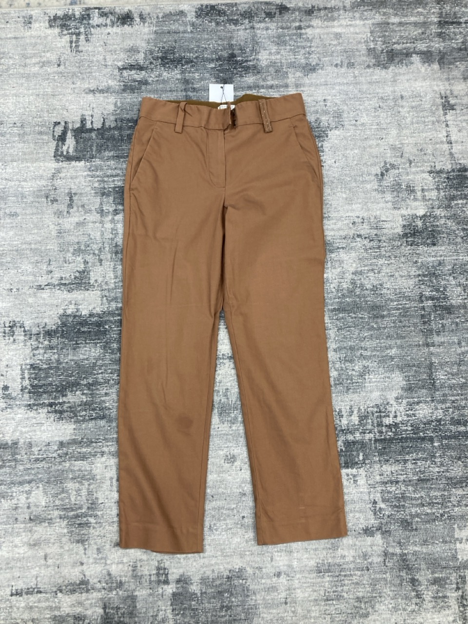 Lot 317  
            Edinburgh SR20 - Delivery Only 

                
BRUNELLO CUCINELLI CROPPED TROUSERS IN BROWN COTTON SIZE 40: LOCATION - RAIL 1