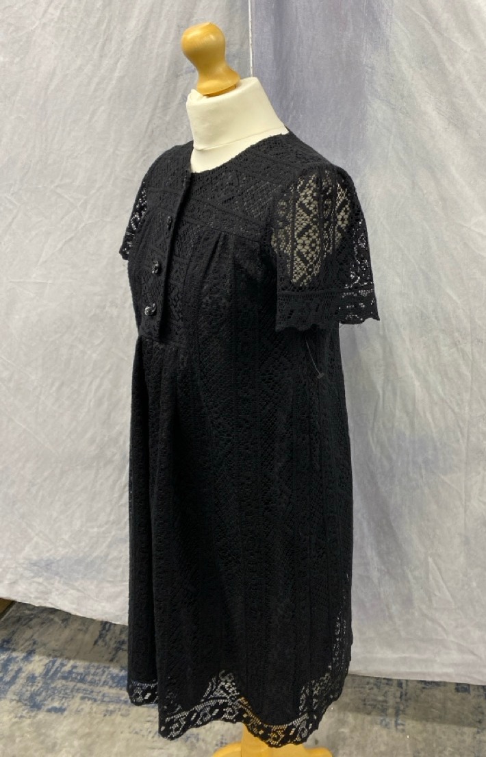 Lot 42  
            Edinburgh SR20 - Delivery Only 

                
ANNA SUI SEMI SHEAR LACE MINI DRESS IN BLACK COTTON SIZE UK 8: LOCATION - RAIL 3