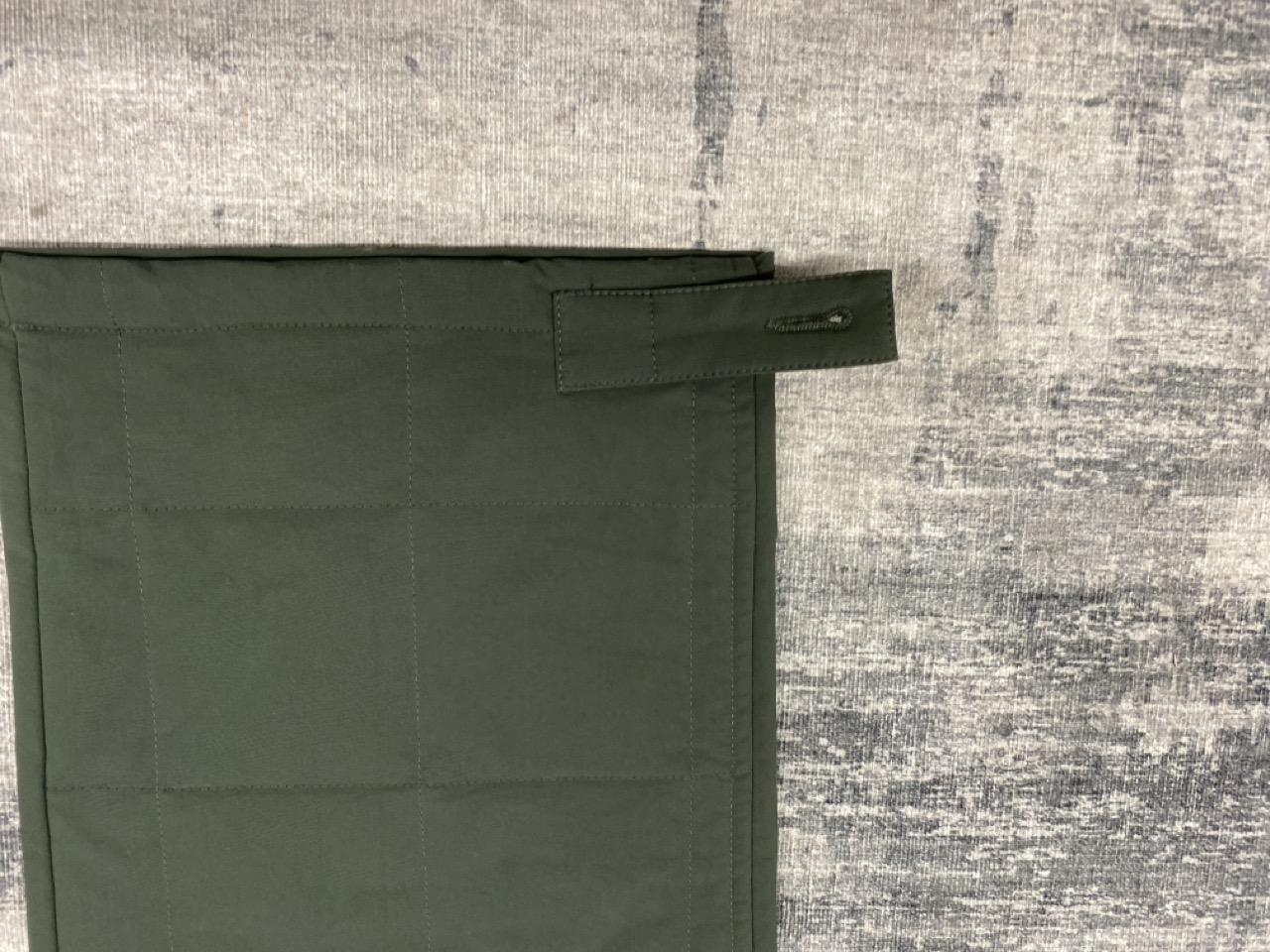Lot 49  
            Edinburgh SR20 - Delivery Only 

                
MARNI TROUSERS IN DARK GREEN POLYESTER SIZE 48: LOCATION - RAIL 3