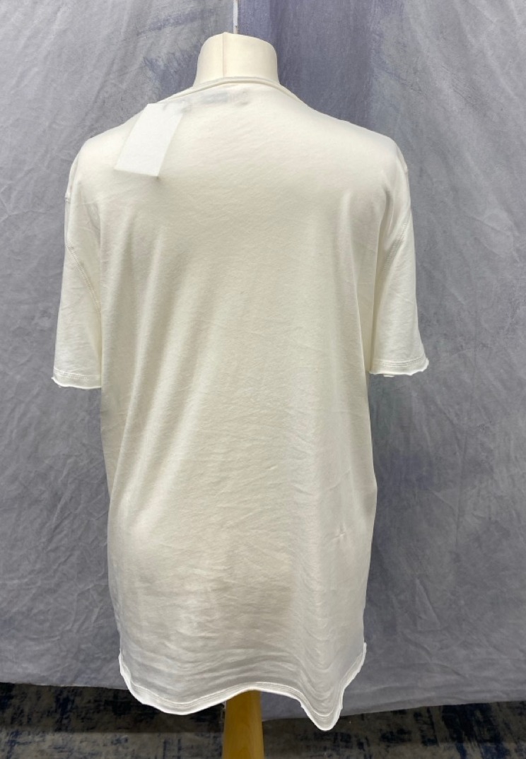 Lot 57  
            Edinburgh SR20 - Delivery Only 

                
ZADIG & VOLTAIRE SHORT SLEEVE MONASTIR T-SHIRT IN WHITE COTTON NO SIZE : LOCATION...