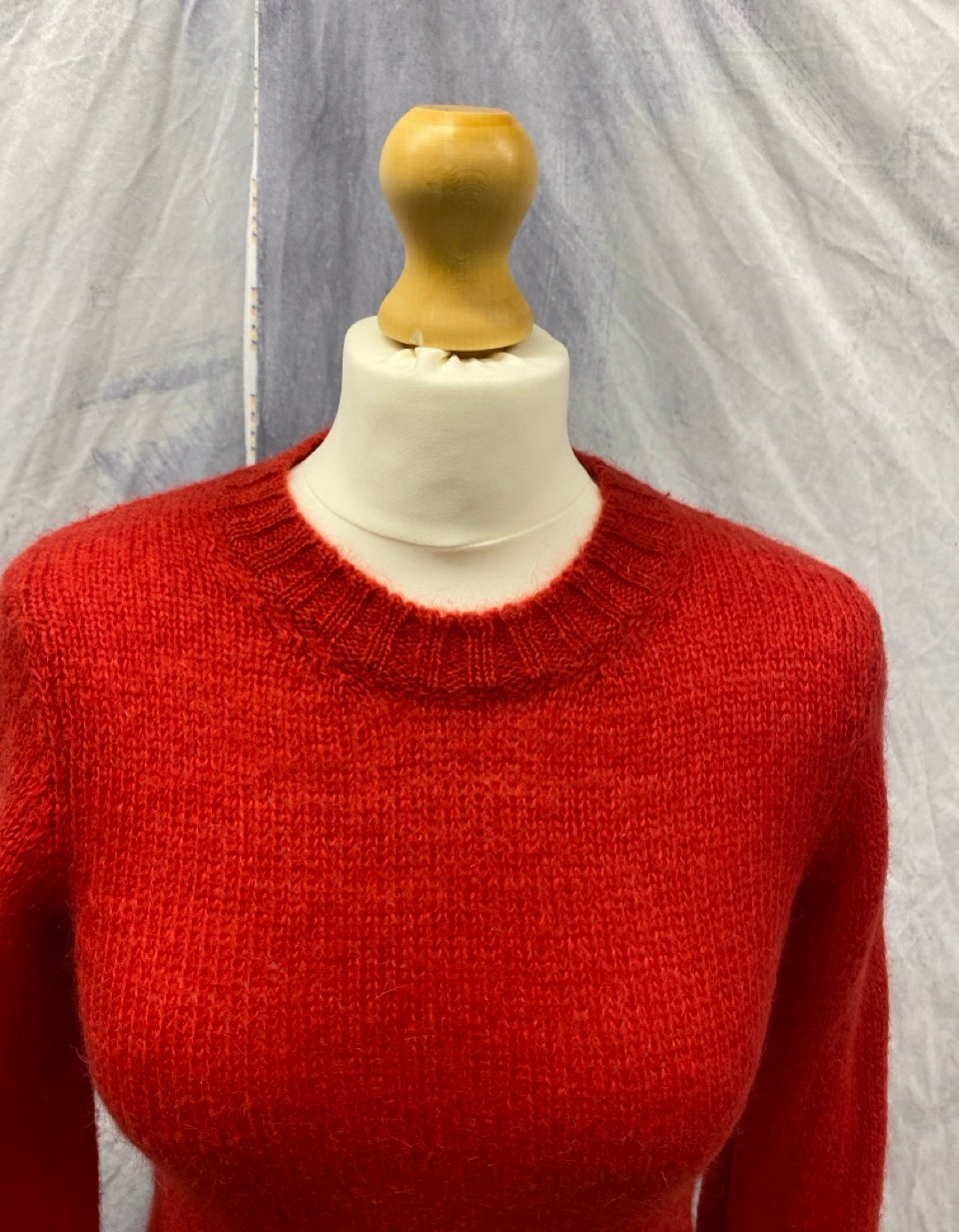 Lot 66  
            Edinburgh SR20 - Delivery Only 

                
MAJE ROUNDNECK KNIT SWEATER IN RED WOOL MOHAIR SIZE 1: LOCATION - RAIL 3
