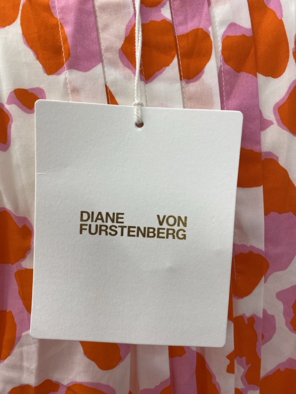 Lot 78  
            Edinburgh SR20 - Delivery Only 

                
DIANE VON FURSTENBERG PRINTED V-NECK DRESS IN MULTICOLOR COTTON SIZE XL: LOCATION...