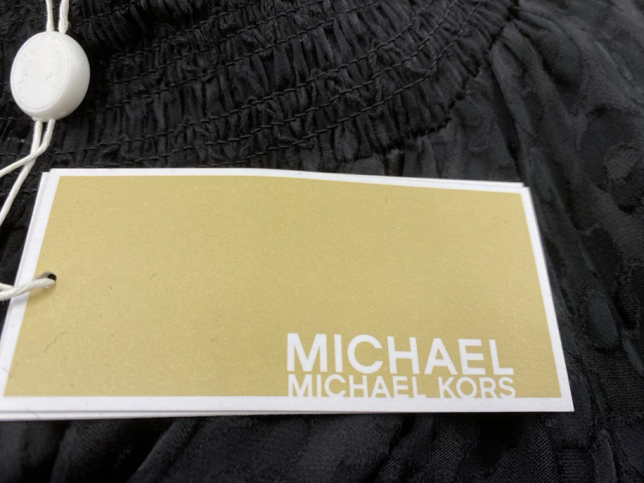 Lot 79  
            Edinburgh SR20 - Delivery Only 

                
MICHAEL MICHAEL KORS LONG SLEEVE JUMPSUIT IN BLACK VISCOSE SIZE 2: LOCATION - RAIL 3