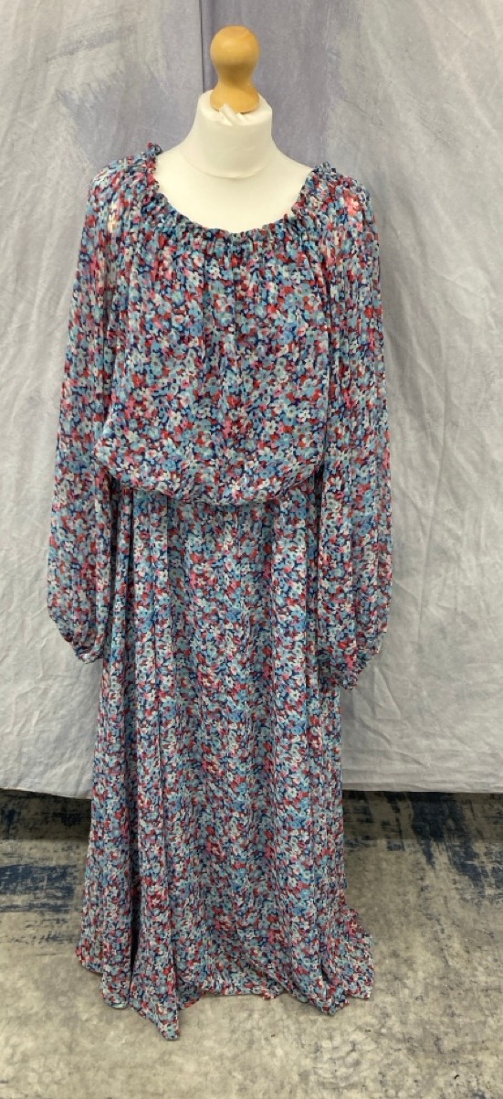 Lot 7  
            Edinburgh SR20 - Delivery Only 

                
ROTATE BIRGER CHRISTENSEN CARLY OFF-THE-SHOULDER MAXI DRESS IN FLORAL PRINT RECYC...
