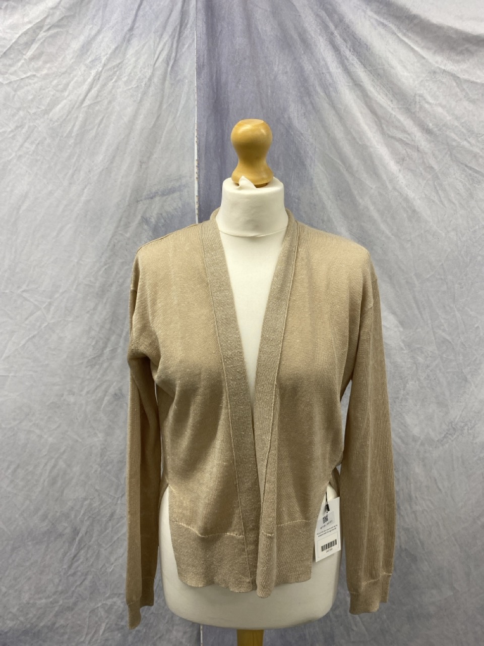 Lot 89  
            Edinburgh SR20 - Delivery Only 

                
VANESSA BRUNO OPEN FRONT CARDIGAN IN BEIGE LINEN SIZE XS: LOCATION - RAIL 3