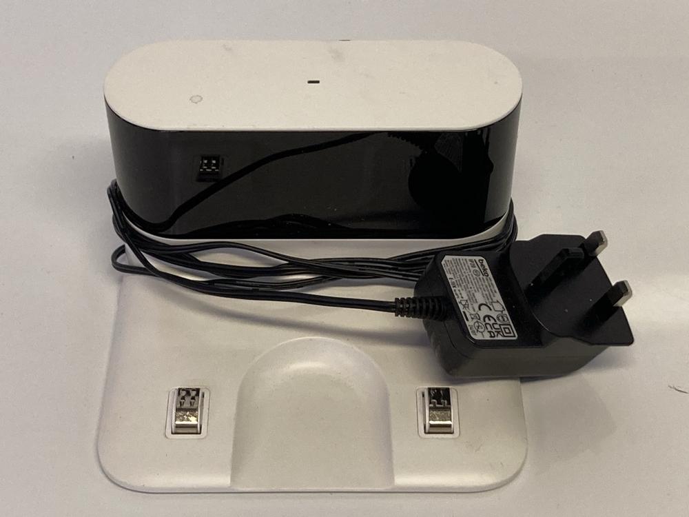 Lot 21  
            Birmingham Premium - Parcel Delivery Only 

                
BEKO VRR60314VW ROBOT VACUUM (ORIGINAL RRP - £199). (CHARGING STATION) [JPTB7795]