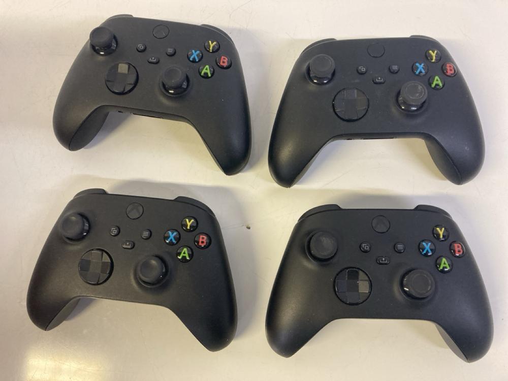 Lot 29  
            Birmingham Premium - Parcel Delivery Only 

                
5 X CONTROLLERS TO INCLUDE BLACK XBOX SERIES CONTROLLER (ORIGINAL RRP - £300). [J... - Image 2