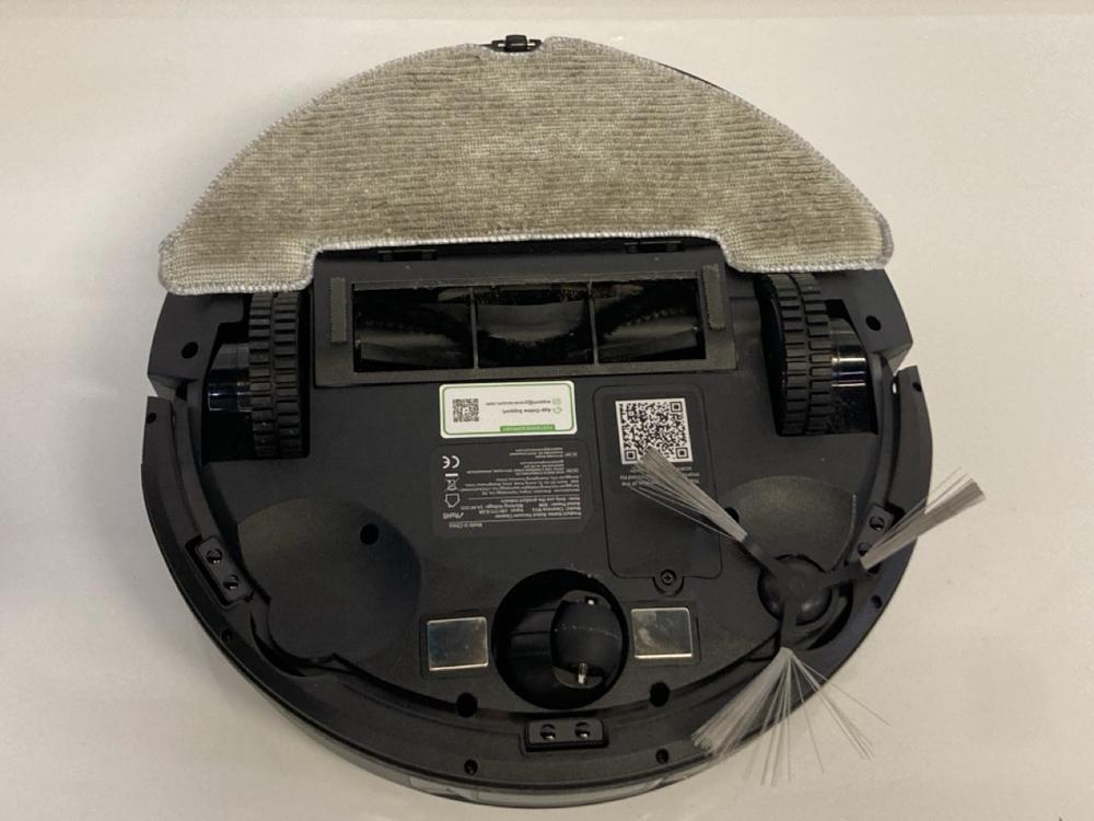 Lot 30  
            Birmingham Premium - Parcel Delivery Only 

                
CLEANOVA W11 ROBOT HOOVER (ORIGINAL RRP - £265) IN BLACK. (BOXED WITH CHARGING ST... - Image 2