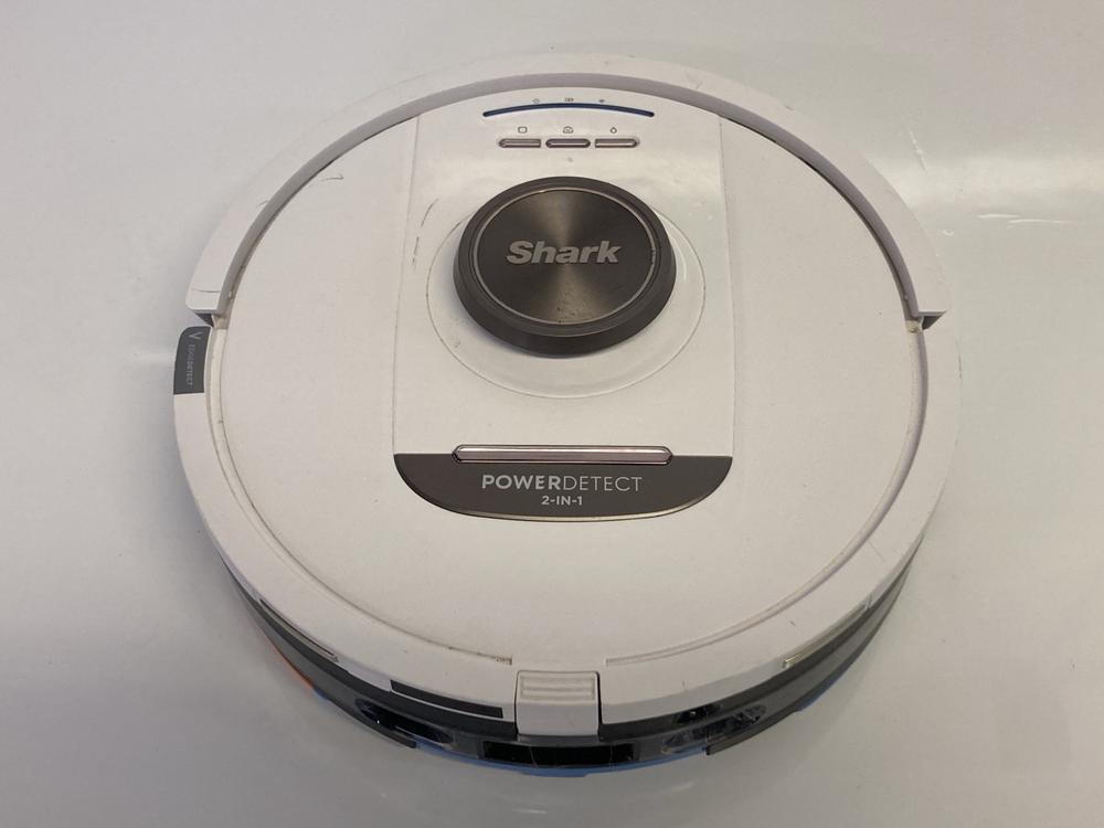 Lot 42  
            Birmingham Premium - Parcel Delivery Only 

                
SHARK POWER DETECT 2-IN-1 ROBOT VACUUM (ORIGINAL RRP - £399.99). (CHARGING STATIO...