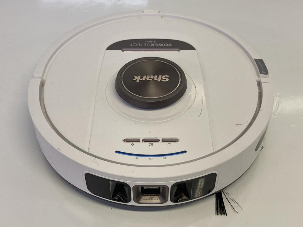 Lot 42  
            Birmingham Premium - Parcel Delivery Only 

                
SHARK POWER DETECT 2-IN-1 ROBOT VACUUM (ORIGINAL RRP - £399.99). (CHARGING STATIO... - Image 3