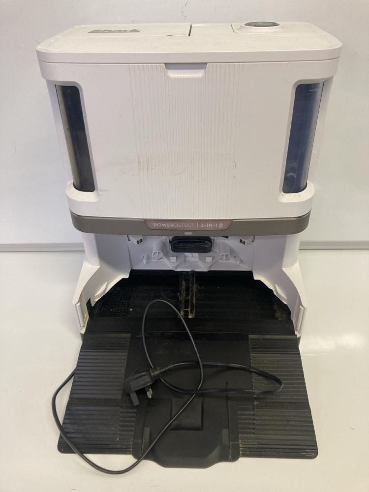 Lot 42  
            Birmingham Premium - Parcel Delivery Only 

                
SHARK POWER DETECT 2-IN-1 ROBOT VACUUM (ORIGINAL RRP - £399.99). (CHARGING STATIO... - Image 4