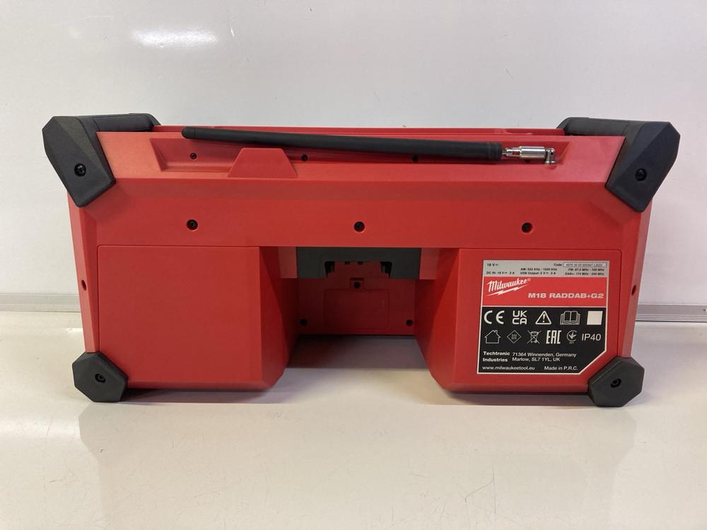 Lot 50  
            Birmingham Premium - Parcel Delivery Only 

                
MILWAUKEE M18 RADDAB+G2 RADIO (ORIGINAL RRP - £239) IN RED. (POWER CABLE, BOXED) ...
