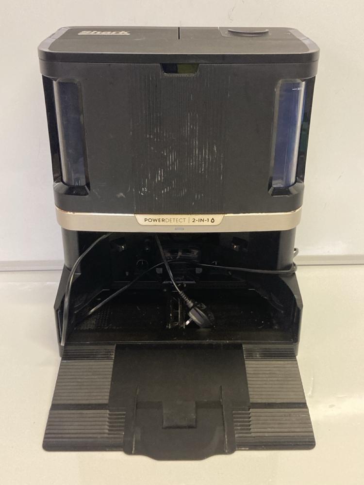 Lot 63  
            Birmingham Premium - Parcel Delivery Only 

                
SHARK POWER DETECT 2-IN-1 ROBOT VACUUM (ORIGINAL RRP - £799.99). (CHARGING STATIO... - Image 4